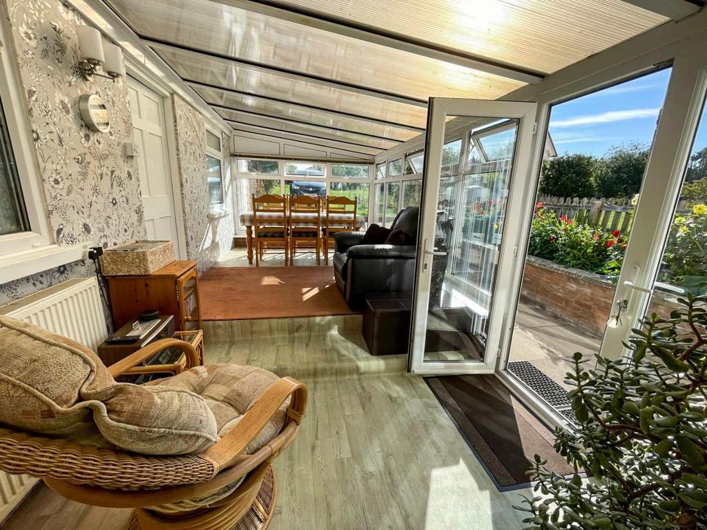 Tlc 63186b9b-a2af-4293-bc1b-81ed726b6eb5 ae374a3.j