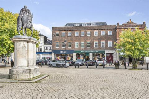 undefined, The Square, King Williams Gate The Square, GU32