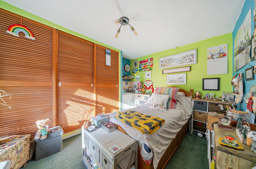 1359874-2-68d5790...