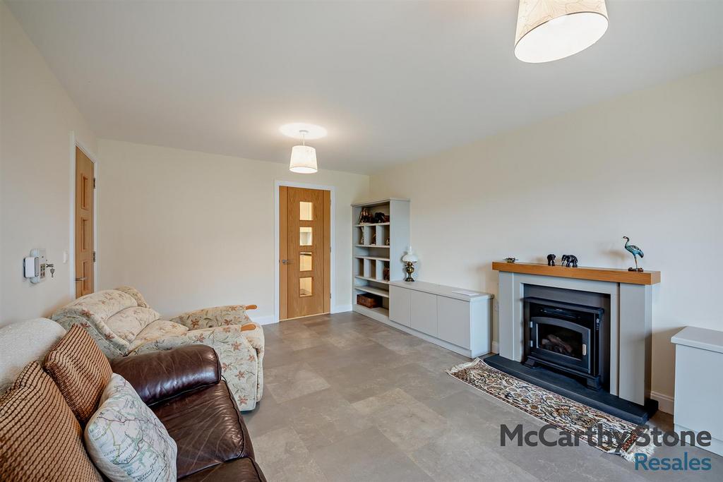 8664484-interior16-800.jpg