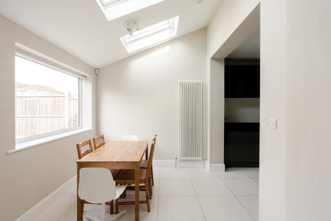 3 bedroom end of terrace house for sale, Bristol BS7