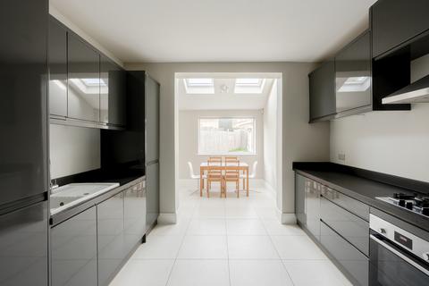 3 bedroom end of terrace house for sale, Bristol BS7