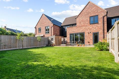 4 bedroom semi-detached house for sale, Old Farm Close, Derby DE74