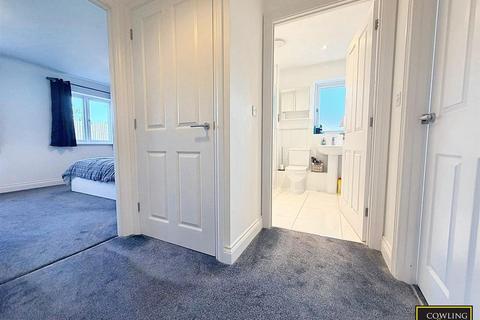 7 Elliots Close, West Horndon, Brentwood, CM13 3FU