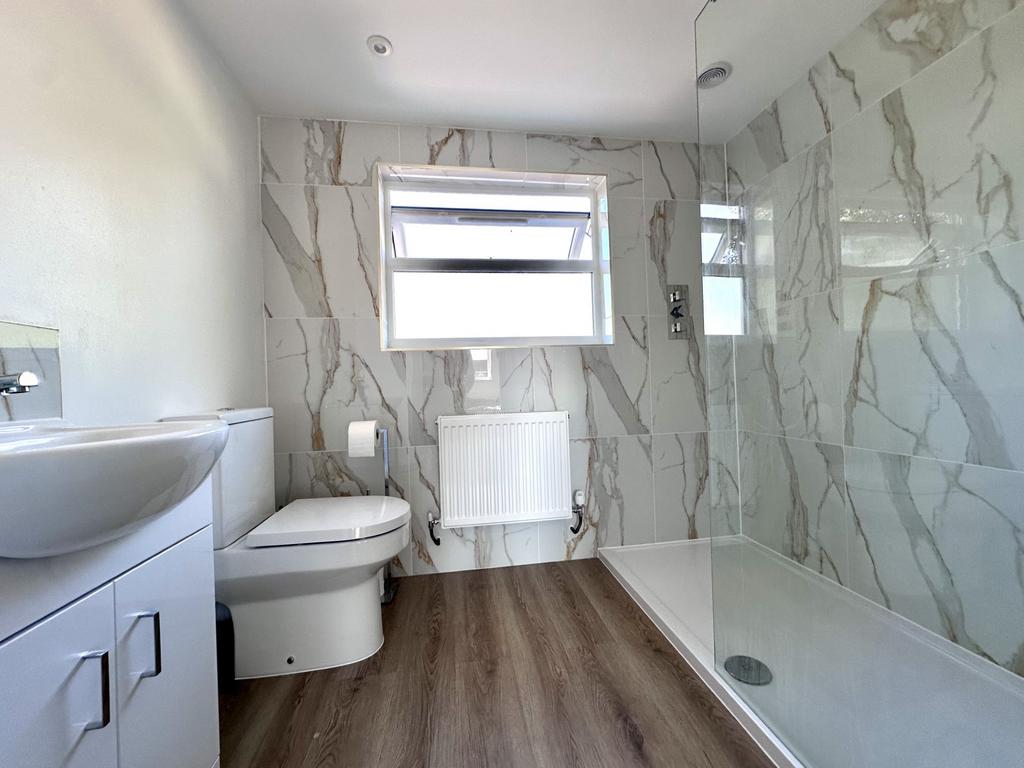En-suite 2