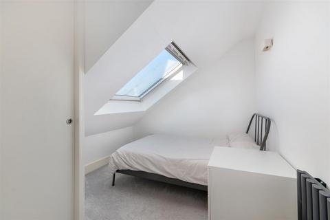 undefined, Martin Way, Raynes Park SW20