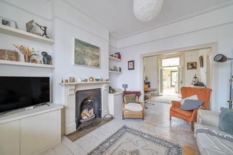 4 bedroom terraced house for sale, Landcroft Road, London, SE22