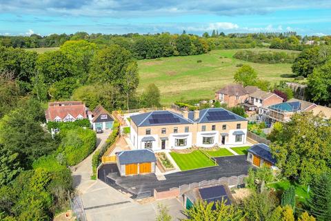 5 bedroom link detached house for sale, College Road, Ardingly, RH17