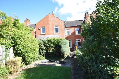 undefined, Hatton Gardens, Newark