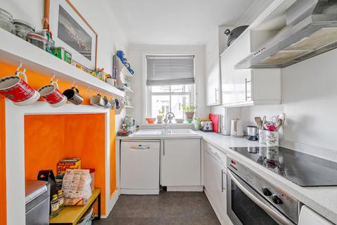 2 bedroom flat for sale, Queen's Club Gardens, Fulham, London, W14