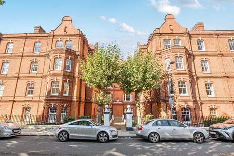2 bedroom flat for sale, Queen's Club Gardens, Fulham, London, W14