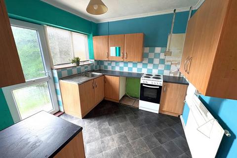 3 bedroom terraced house for sale, Raleigh Avenue, Walcot, Swindon