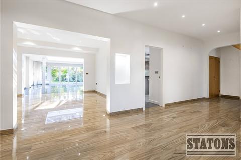 undefined, The Warren, Radlett, Hertfordshire, WD7