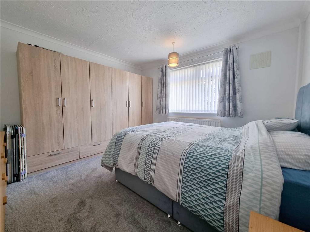 Bedroom 1: