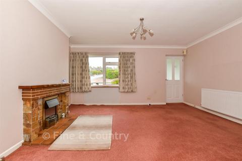 4 bedroom detached house for sale, Wallace Close, Tunbridge Wells TN2