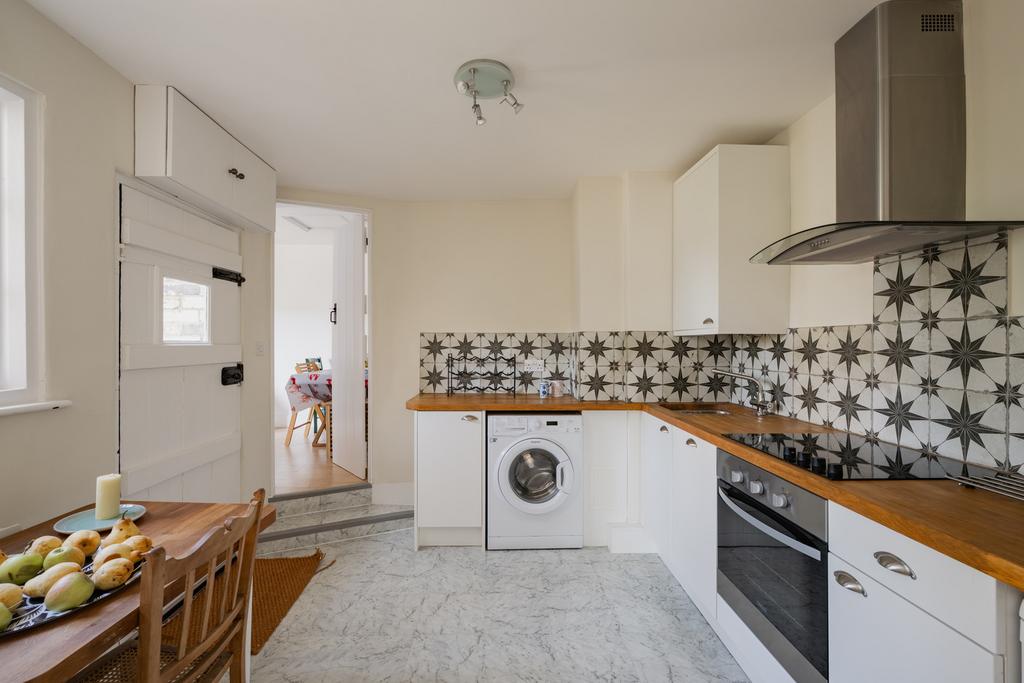 312497 - 10 High St, Toft-55.jpg