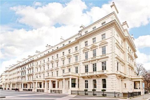 3 bedroom apartment to rent, Princes Gate, London SW7