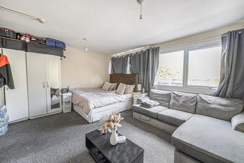 undefined, Farthing Grove, Netherfield, Milton Keynes
