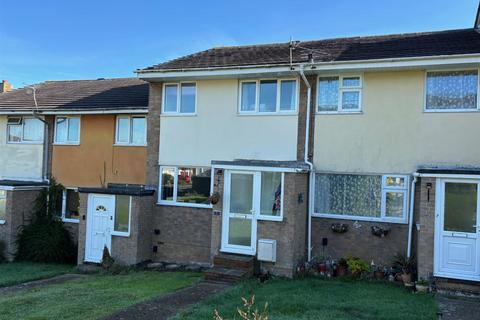 Priors Walk, Newport PO30