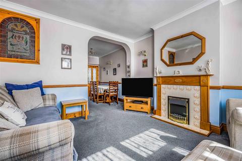 3 bedroom end of terrace house for sale, Wallington Road, Portsmouth PO2