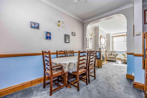 3 bedroom end of terrace house for sale, Wallington Road, Portsmouth PO2