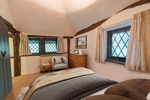 3 bedroom cottage for sale, Winton Street, Alfriston, Polegate