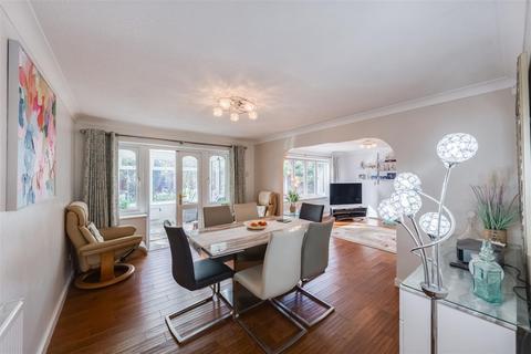 3 bedroom detached bungalow for sale, Sullivan Close, Dartford