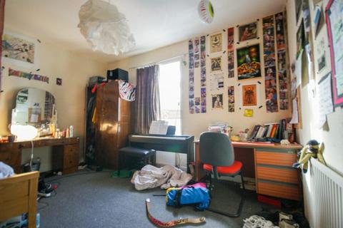 3 bedroom terraced house to rent, Alton Road, Birmingham B29