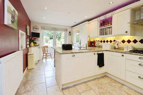 4 bedroom detached house for sale, Welshpool SY21