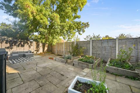 143 Hatfeild Mead, Morden, SM4 5PG