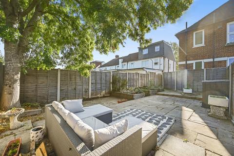143 Hatfeild Mead, Morden, SM4 5PG