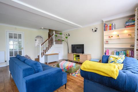 4 bedroom end of terrace house for sale, Queens Road, Hersham, KT12