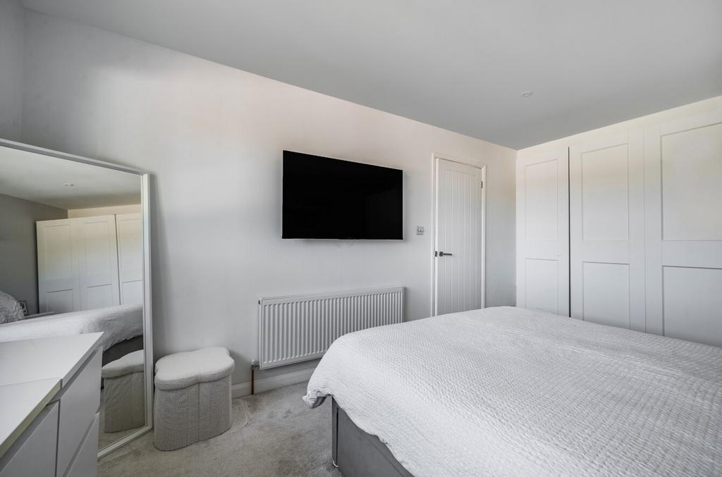 1361243-9-68dbb9a...