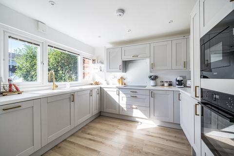 undefined, Hawkins Way, Berkshire RG40