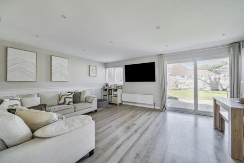 3 bedroom end of terrace house for sale, Hawkins Way, Berkshire RG40
