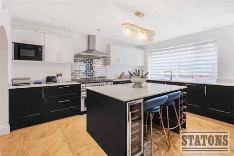 undefined, Cuffley Hill, Goffs Oak, Hertfordshire, EN7