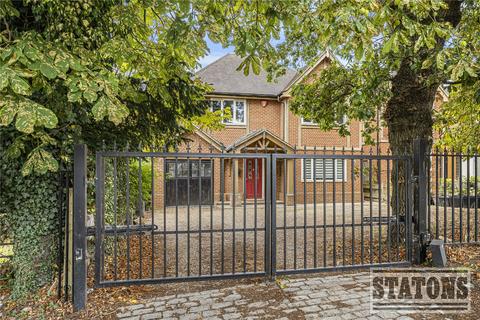 undefined, Cuffley Hill, Goffs Oak, Hertfordshire, EN7