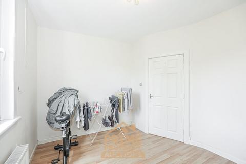 2 bedroom flat for sale, Adamson Crescent, Dunfermline KY12