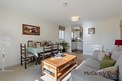 undefined, Queen Elizabeth Place, Orchard Lane, Alton