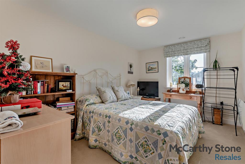 8665712-interior02-800.jpg