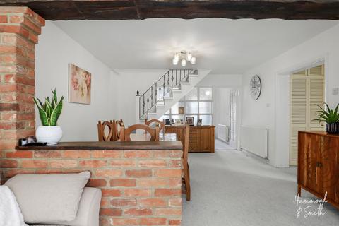 4 bedroom semi-detached house for sale, Coppice Row, Epping CM16