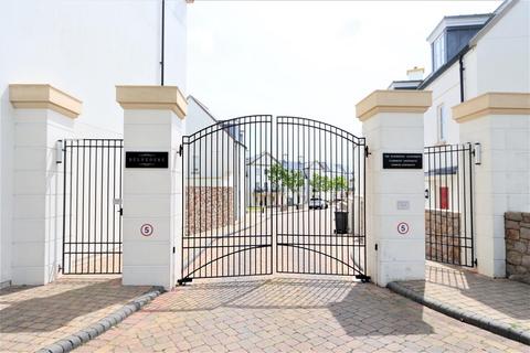 2 bedroom apartment for sale, Belvedere Princes Tower Road, Jersey JE2