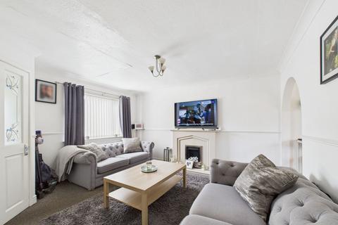 3 bedroom end of terrace house to rent, Lower Southfield, Bolton BL5