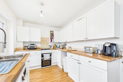 3 bedroom end of terrace house to rent, Lower Southfield, Bolton BL5