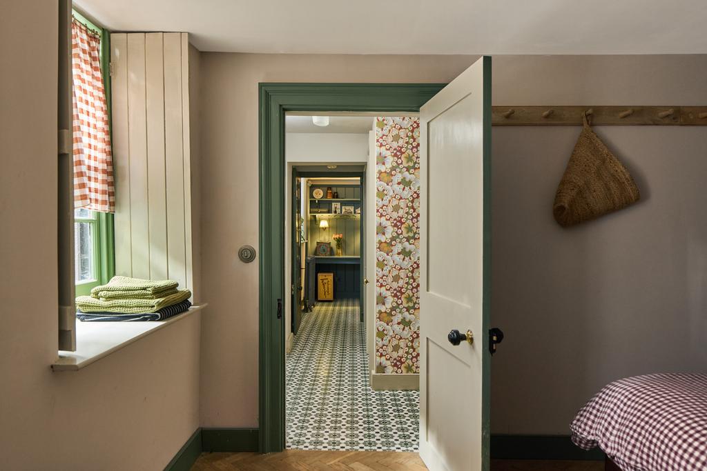 312355 - AJ8 A7721.jpg