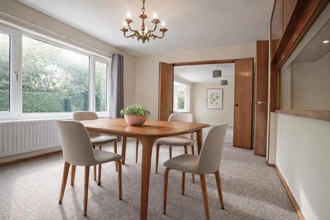 5 bedroom house to rent, Fern Grove, Herts AL8