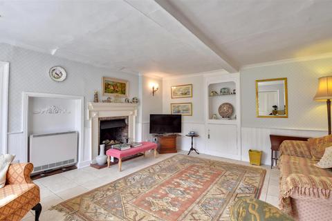 undefined, Court Lodge Road, Appledore