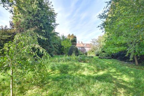 undefined, Court Lodge Road, Appledore