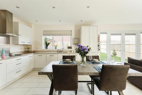 3 bedroom detached house for sale, Rangemoor Crescent