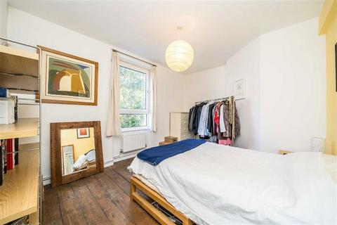 2 bedroom flat for sale, Brixton Hill, London SW2